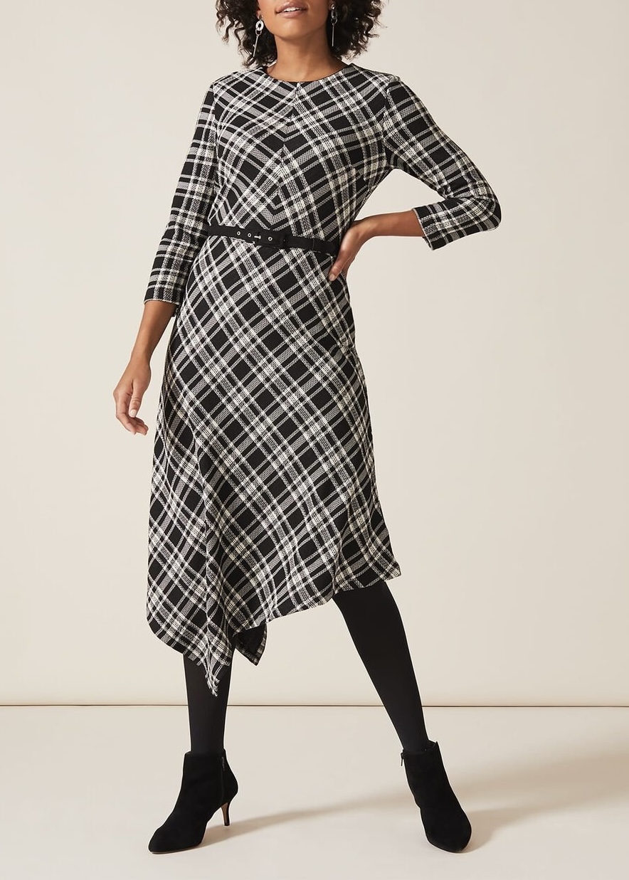 Sukienka w kratkę
