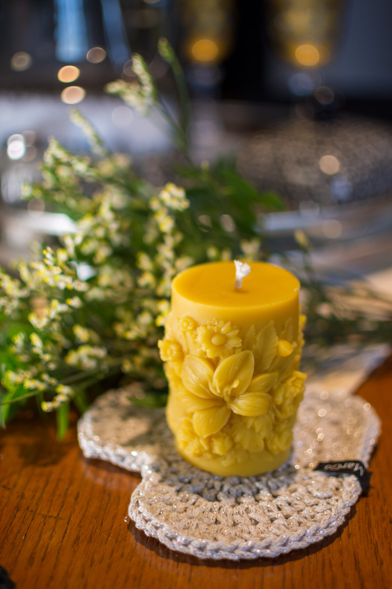 Świeca z wosku pszczelego